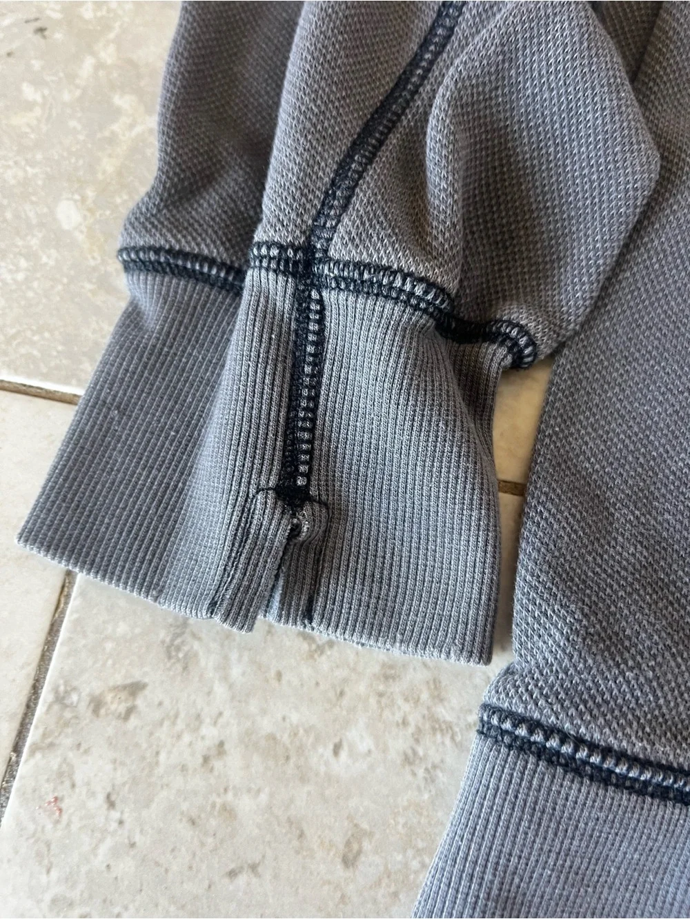 🎈HP🥳🎉 Aerie Oversized Charcoal Grey Sweater Size Medium - Picture 5 of 5